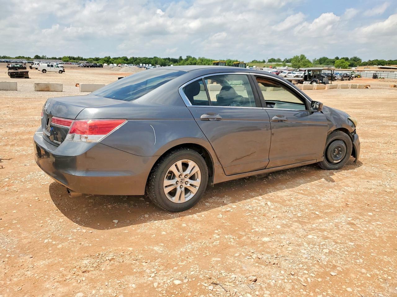 2011 Honda Accord Se - Image 3
