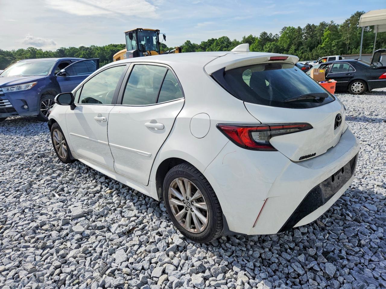 2023 Toyota Corolla Hatchback Se - Image 2