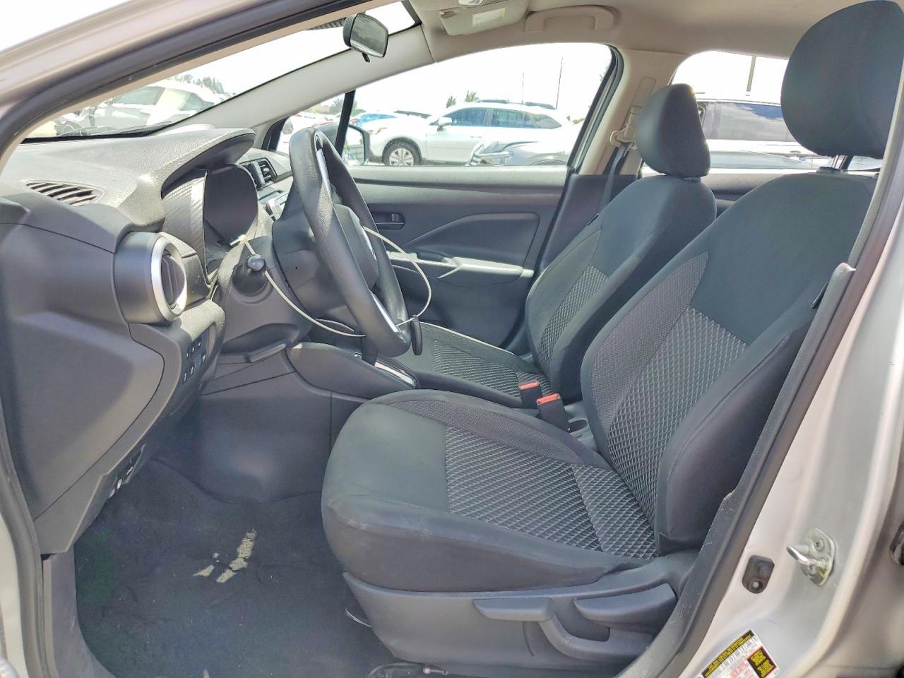 2020 Nissan Versa S - Image 7