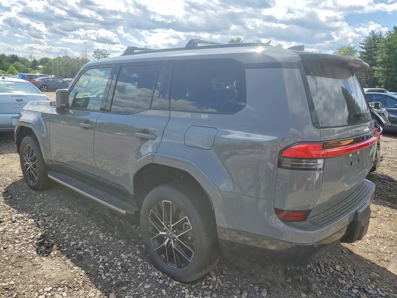 2025 Lexus Gx 550 Premium+ - Image 2
