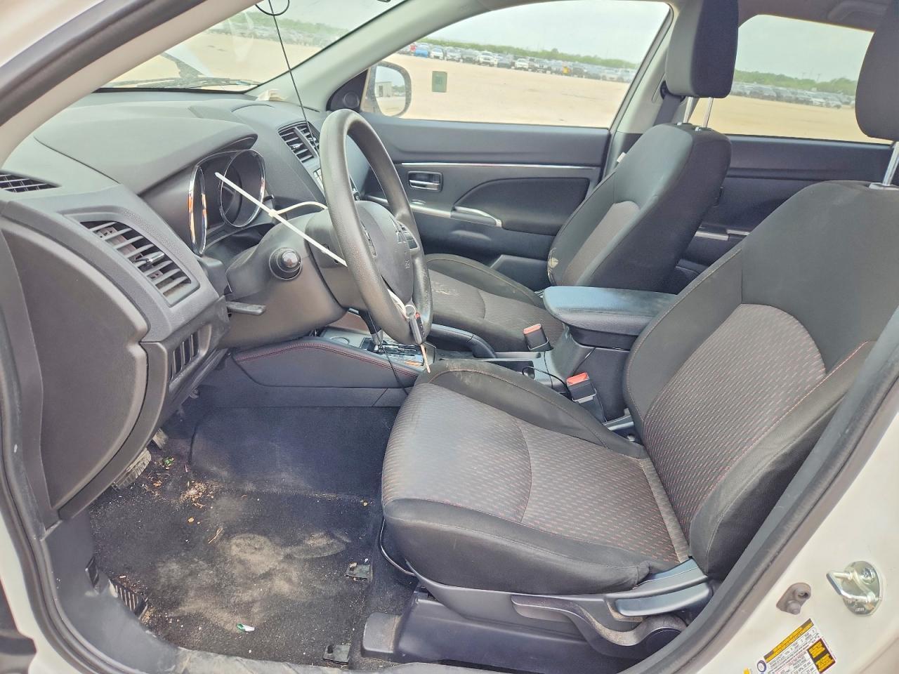 2018 Mitsubishi Outlander Sport Es - Фото 7