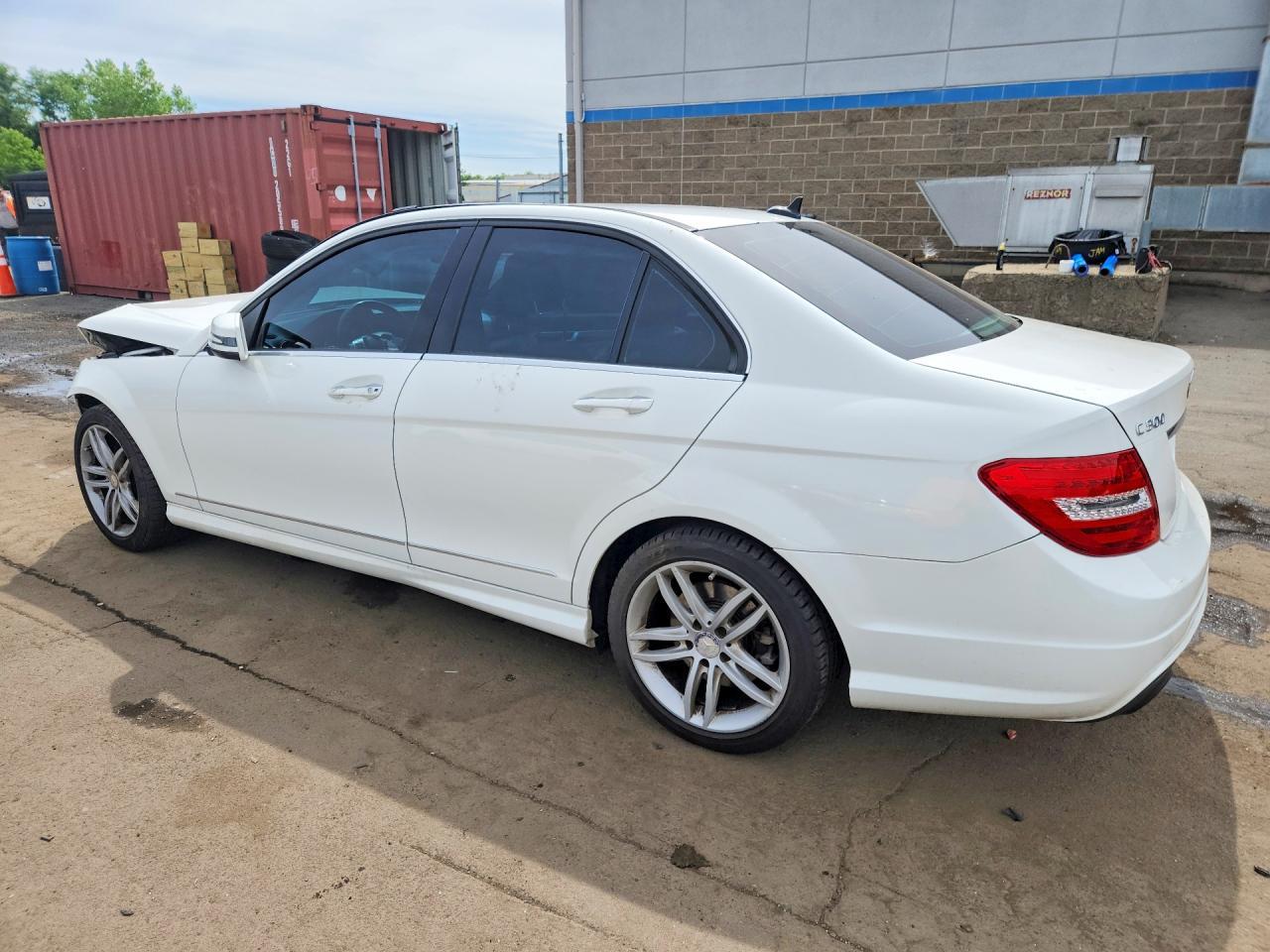 2013 Mercedes-Benz C 300 4Matic - Image 2