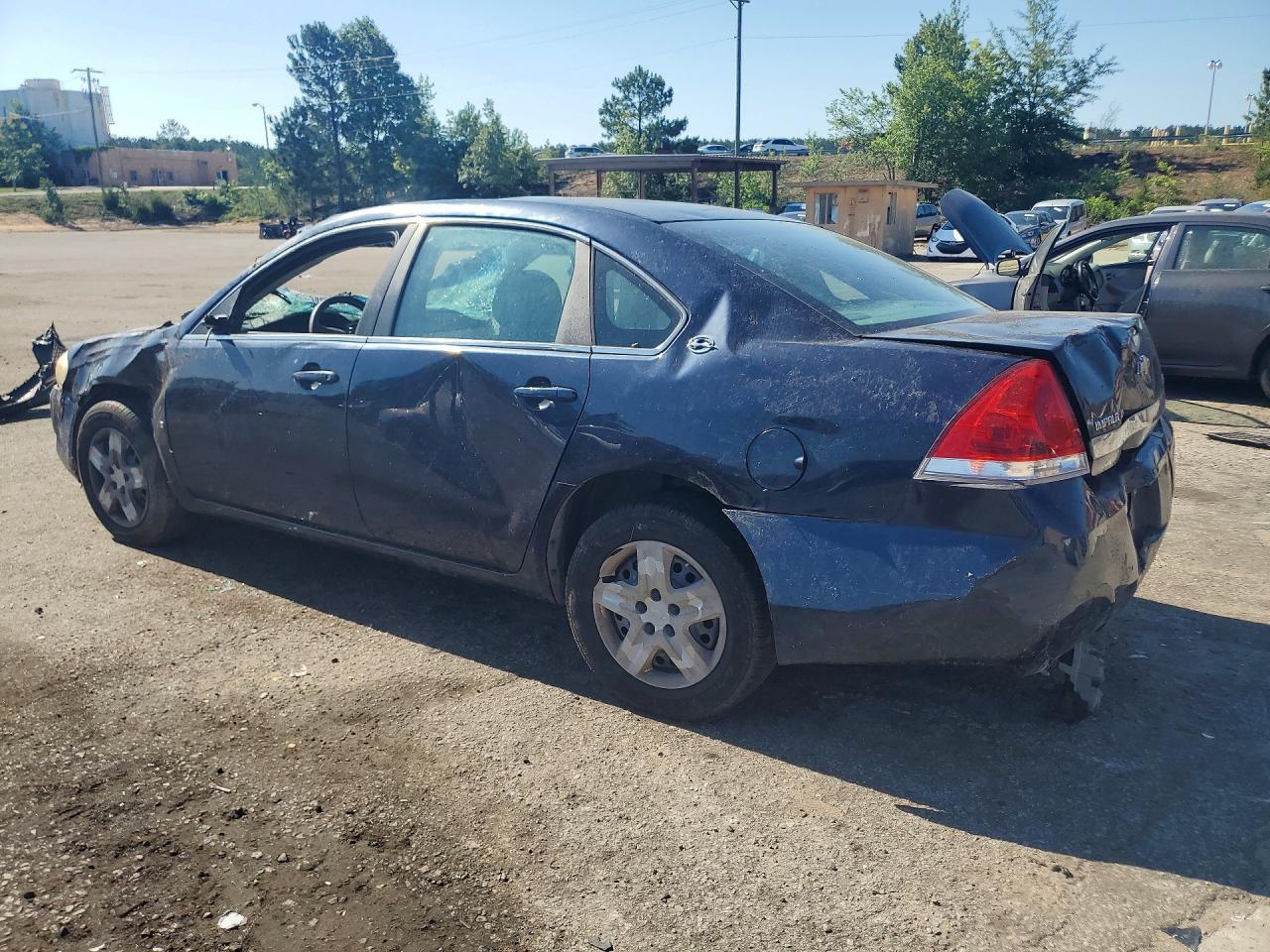 2008 Chevrolet Impala Ls - Image 2
