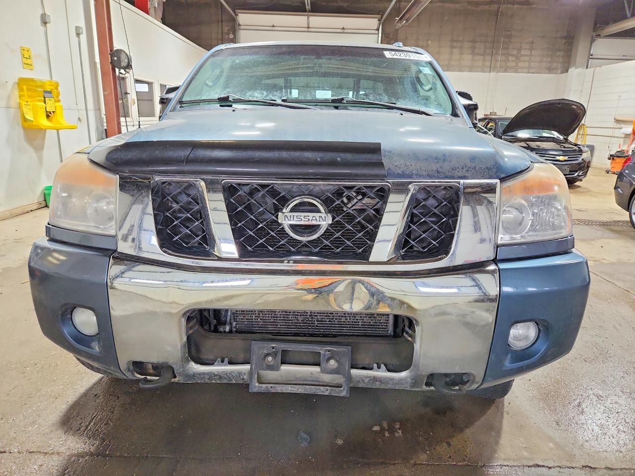 2010 Nissan Titan Se - Фото 5