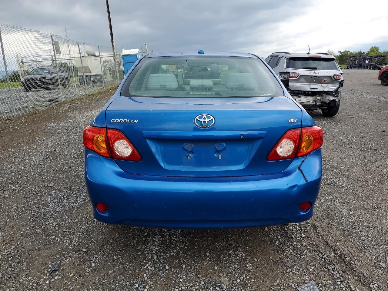 2010 Toyota Corolla Le - Фото 6