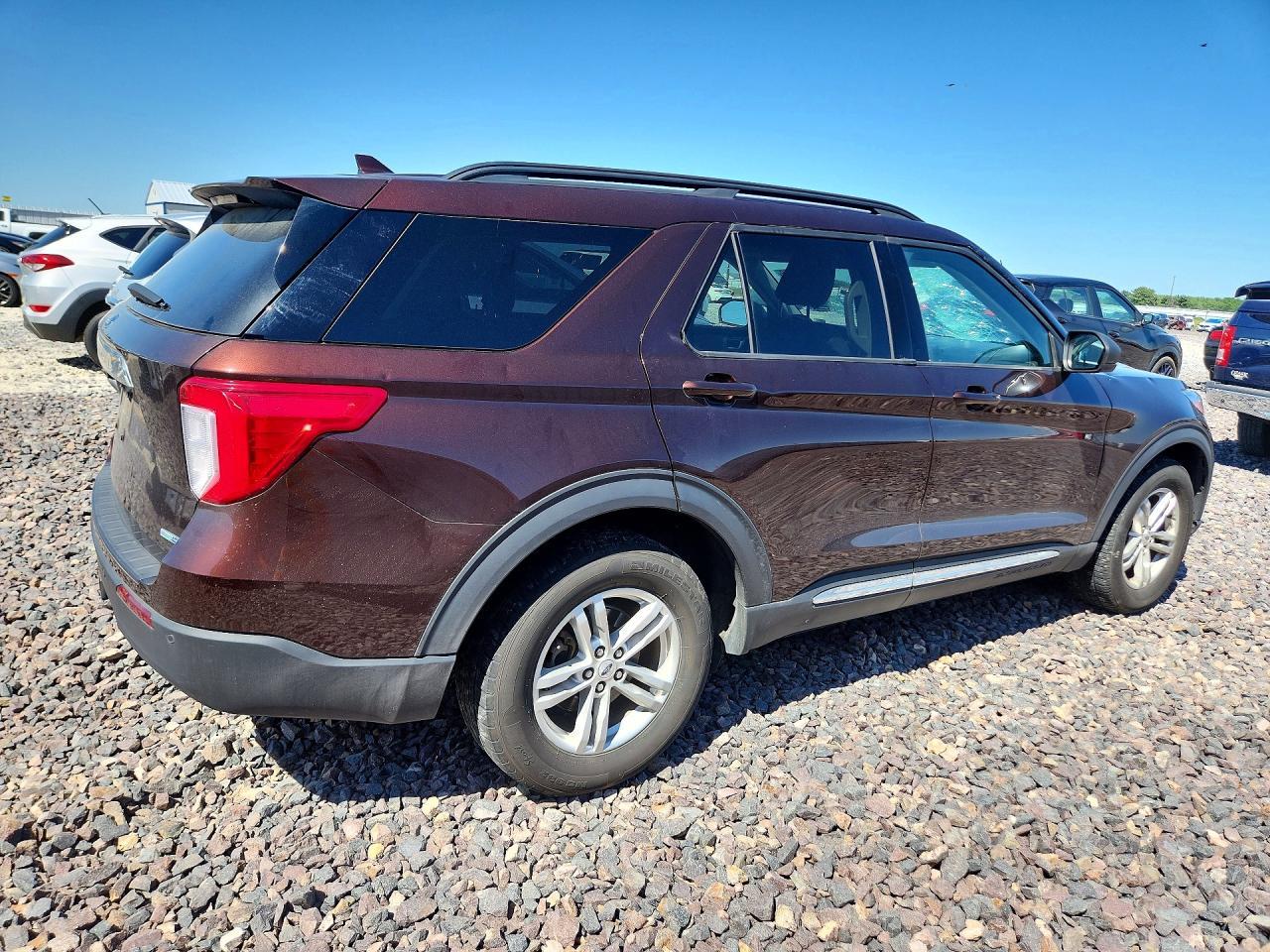 2020 Ford Explorer Xlt - Image 3