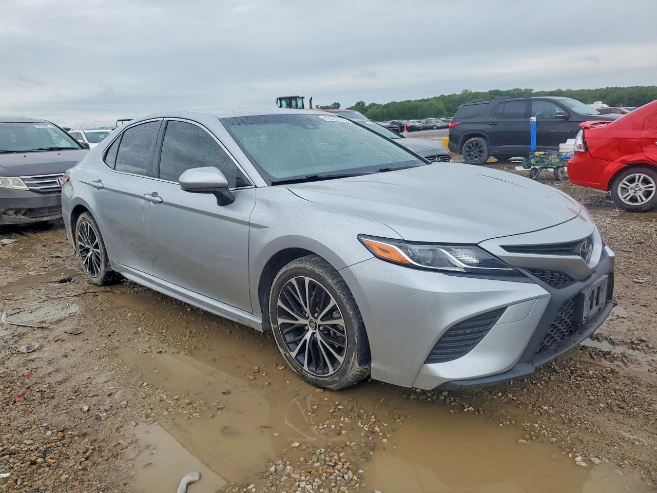 2018 Toyota Camry - Фото 4