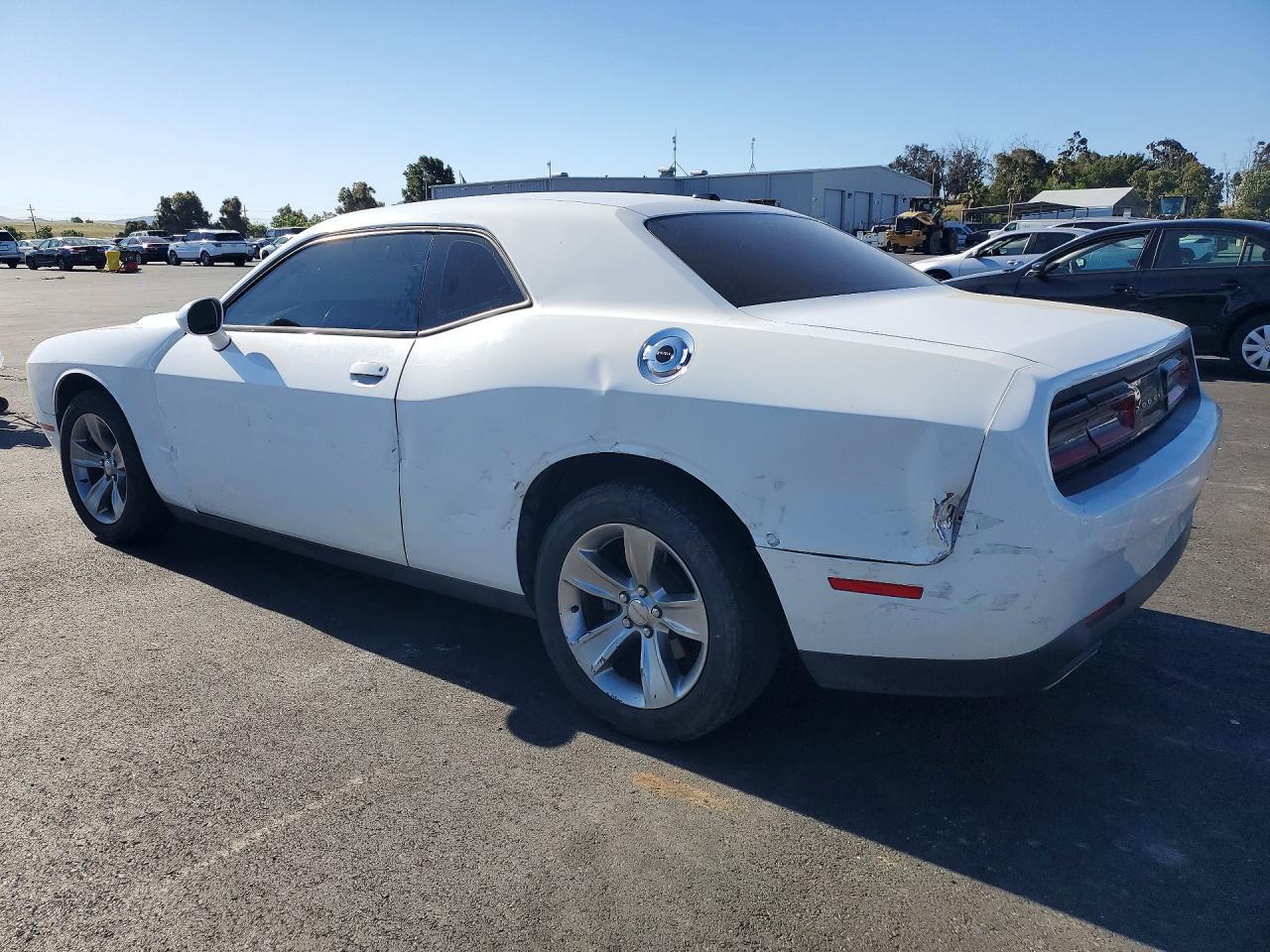 2015 Dodge Challenger Sxt - Фото 2
