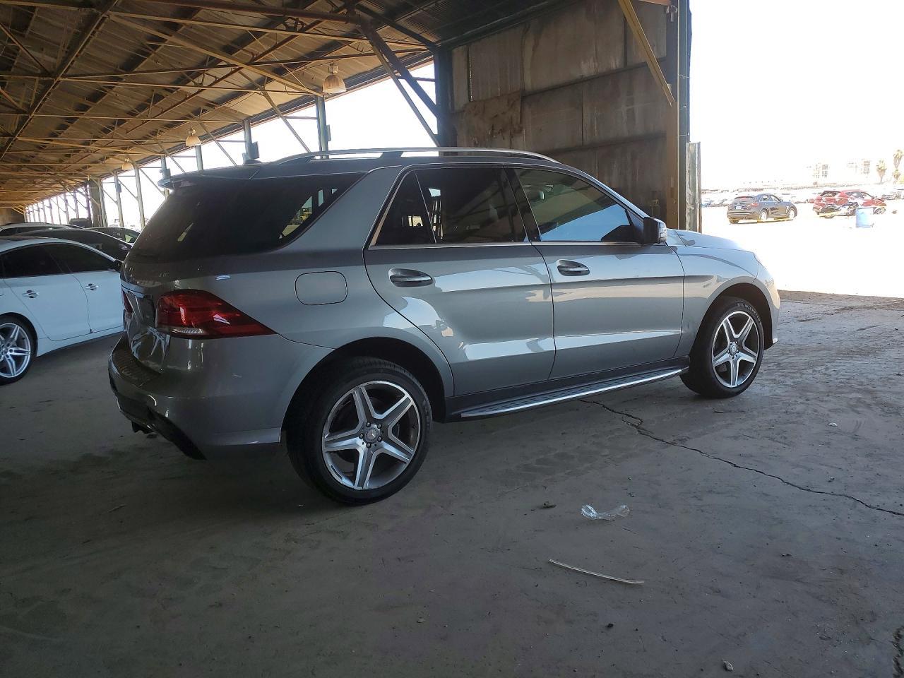 2016 Mercedes-Benz Gle 300D 4Matic - Фото 3
