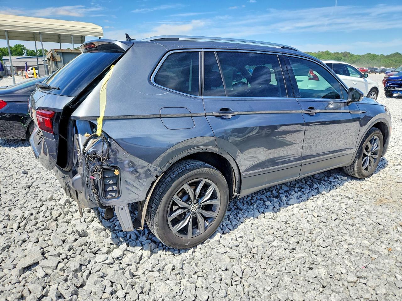 2021 Volkswagen Tiguan Se, Se R-Line Black, Sel - Image 3