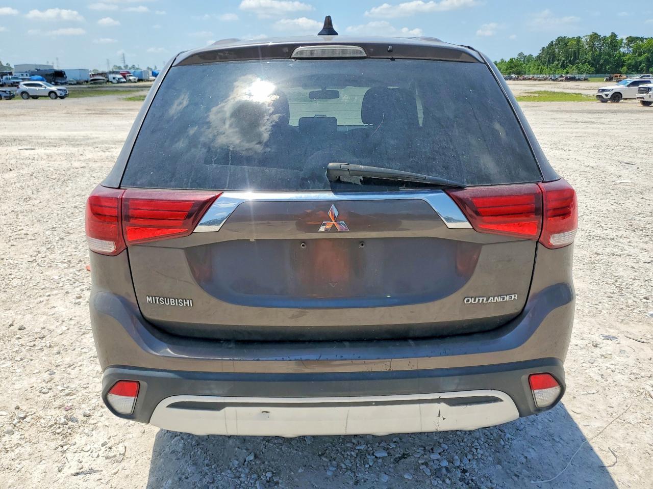 2019 Mitsubishi Outlander Es - Фото 6