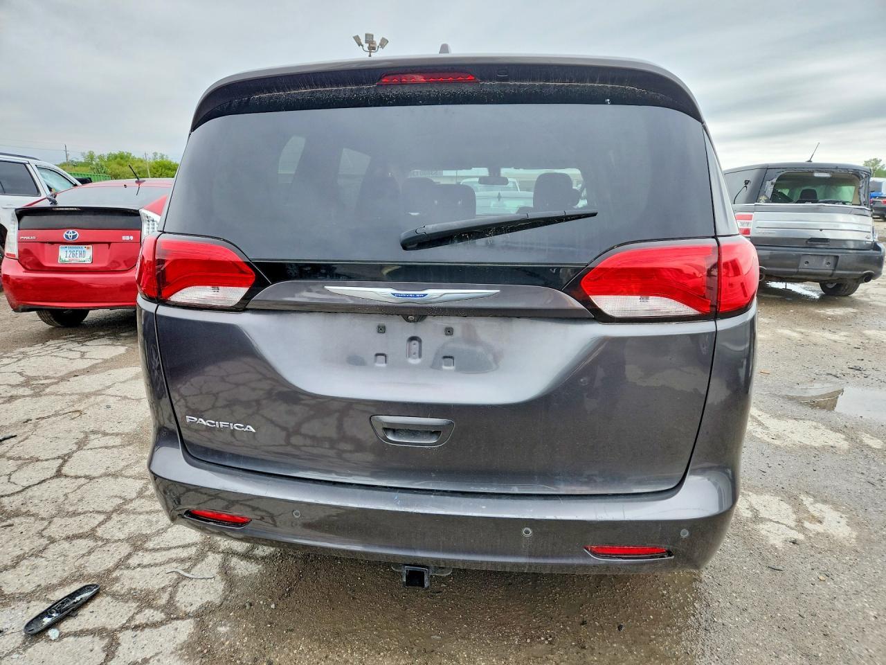 2018 Chrysler Pacifica Lx - Фото 6