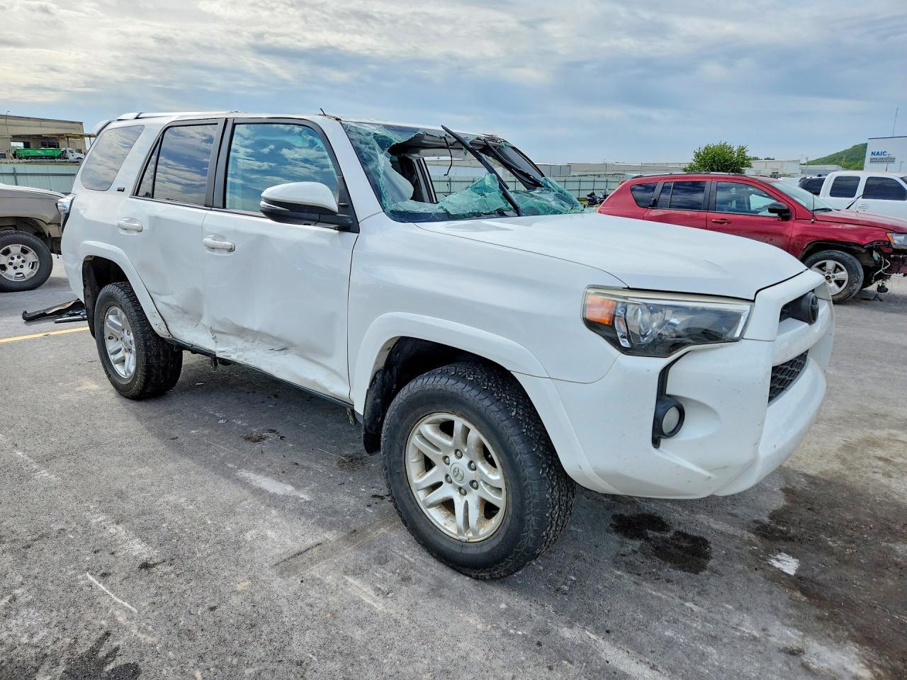 2017 Toyota 4Runner Sr5 Premium - Фото 4