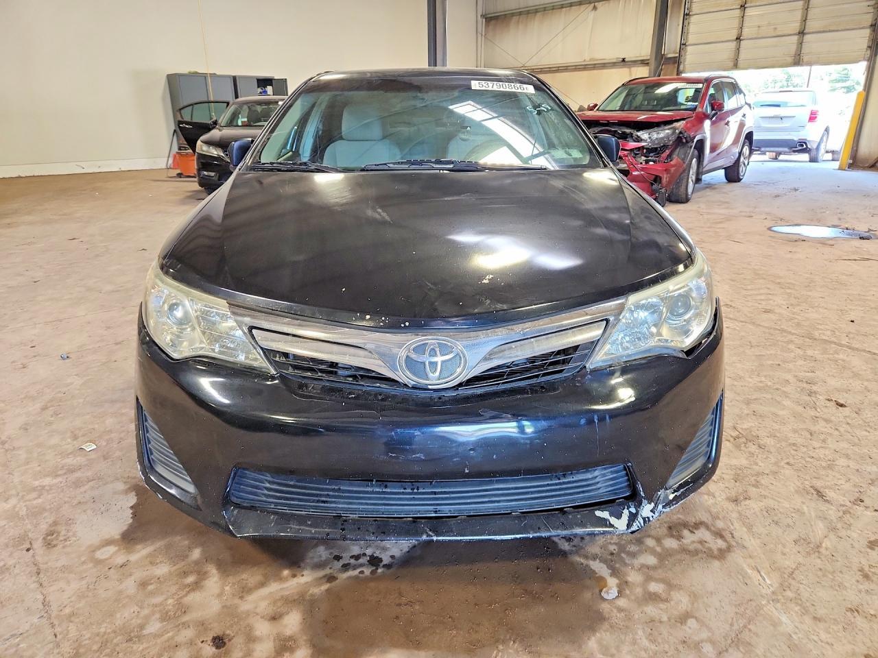 2013 Toyota Camry Le - Image 5