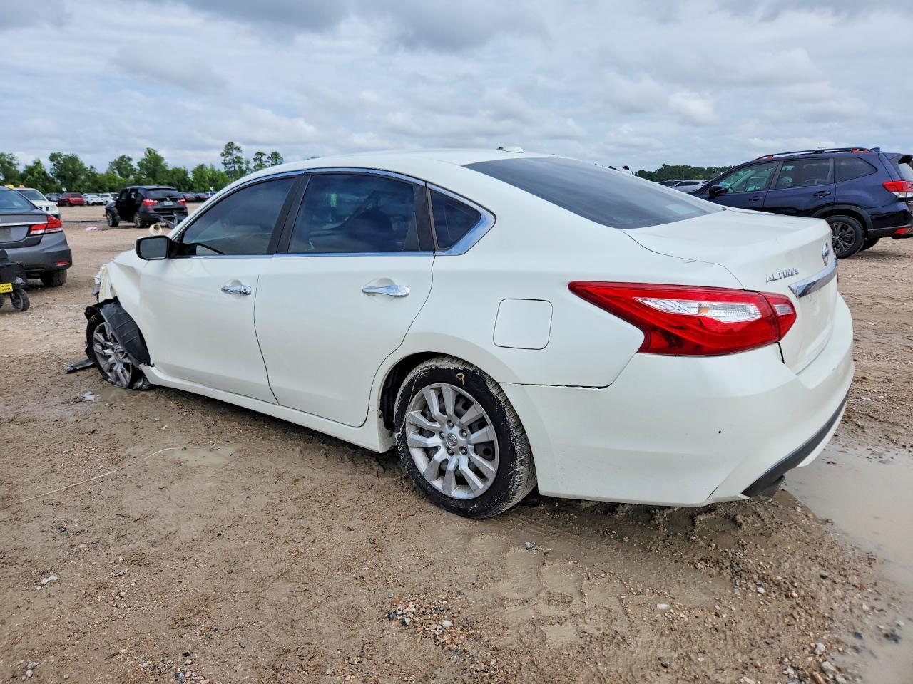 2016 Nissan Altima 2.5 Sv - Фото 2