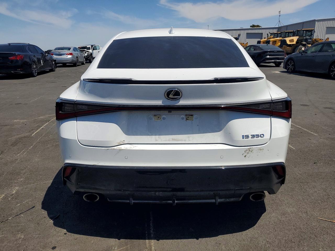 2025 Lexus Is 350 F Sport - Image 6