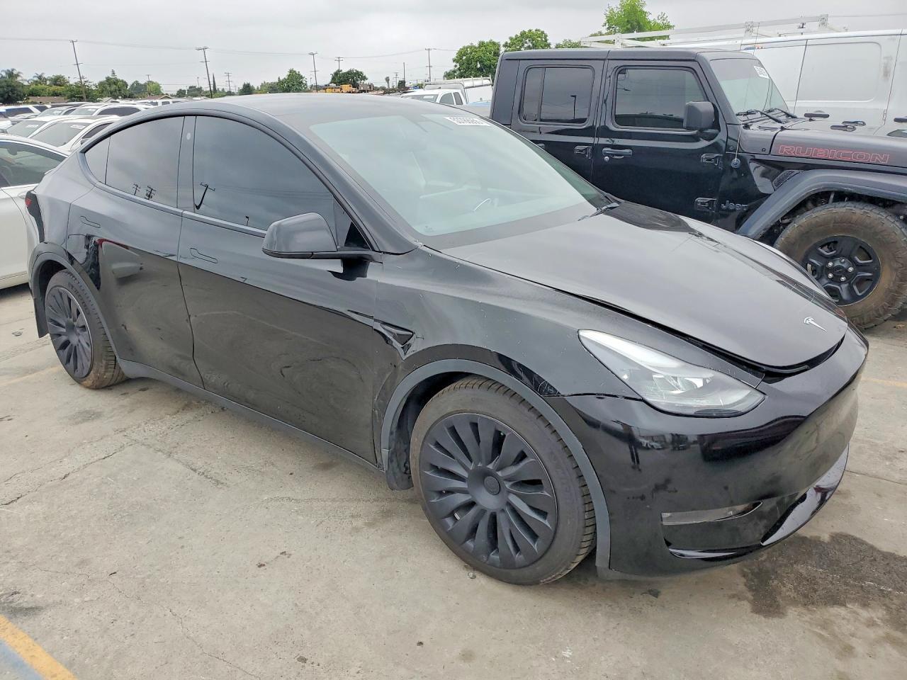 2022 Tesla Model Y - Фото 4
