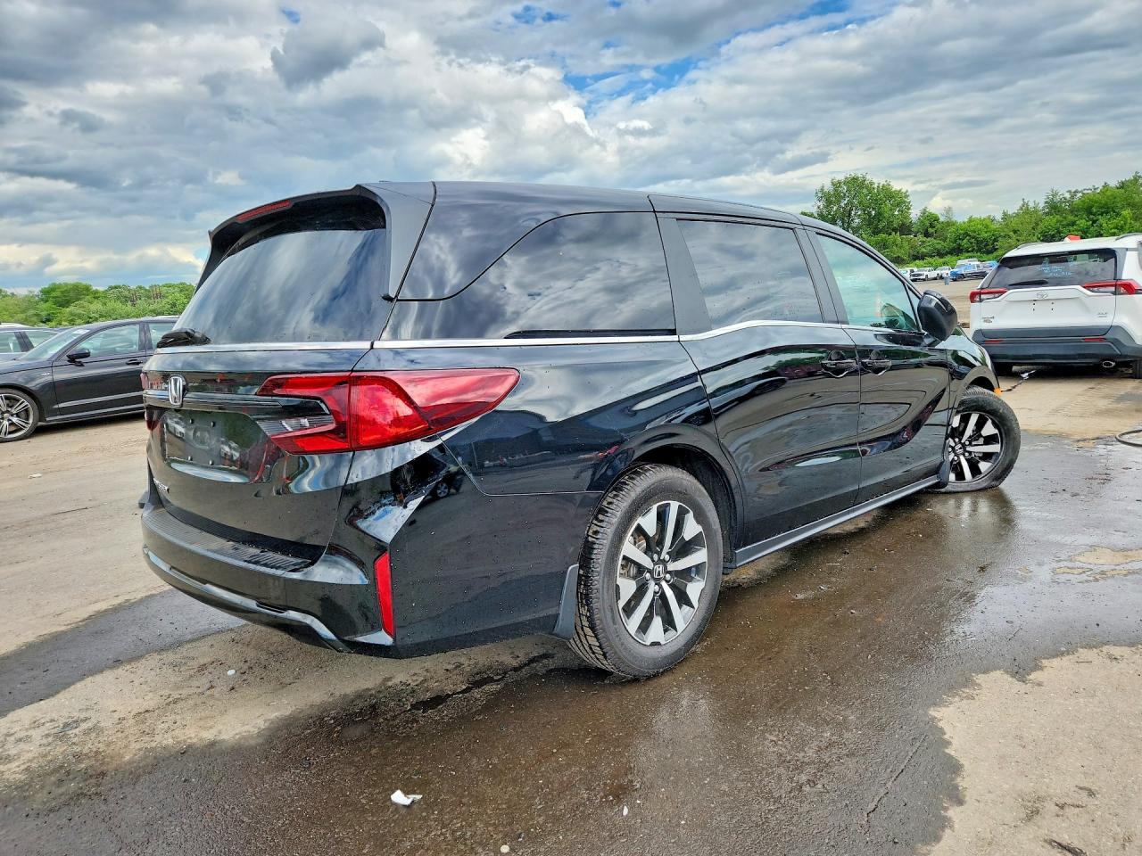 2025 Honda Odyssey Exl - Image 3
