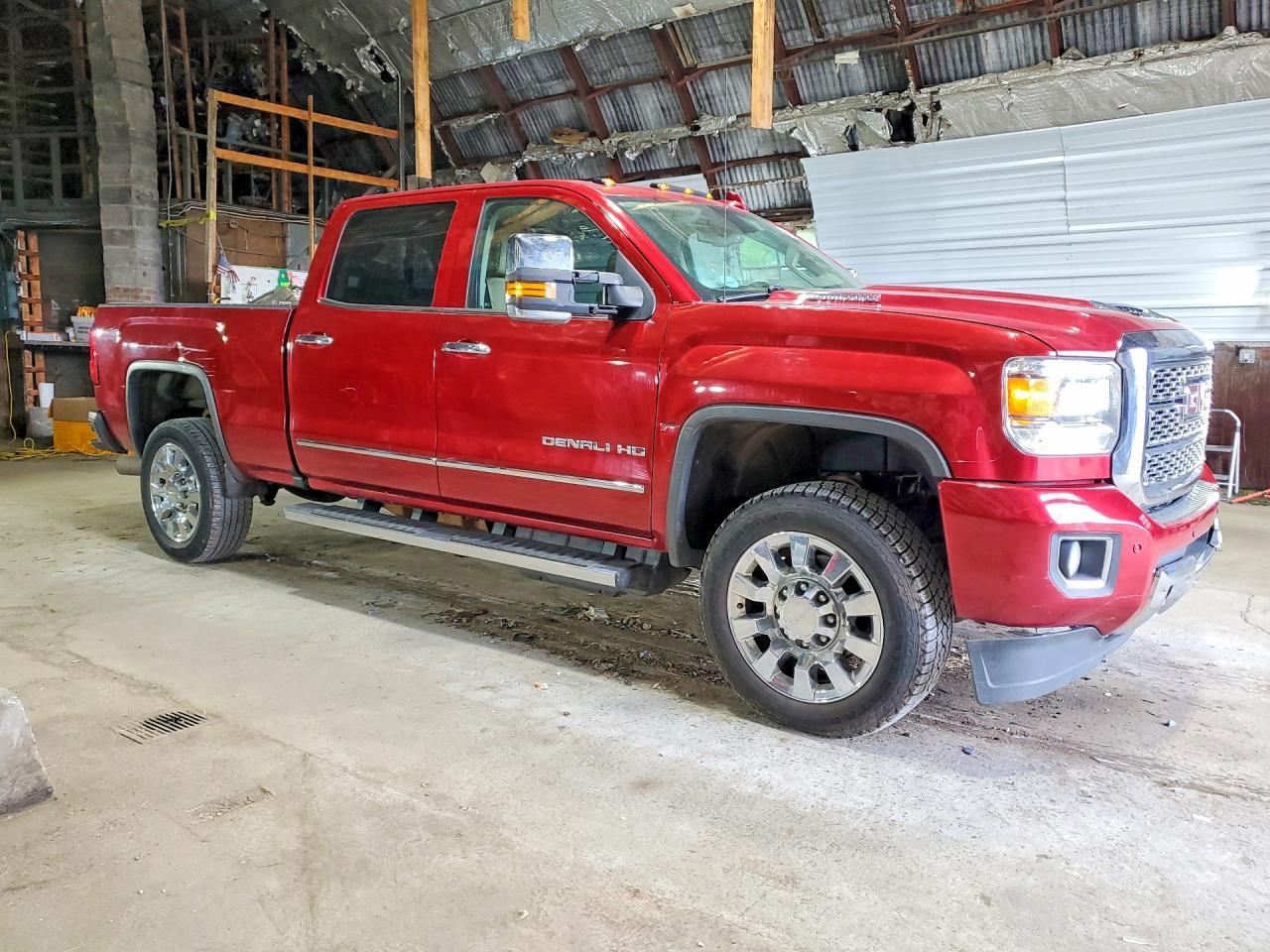 2018 GMC Sierra K2500 Denali - Image 4