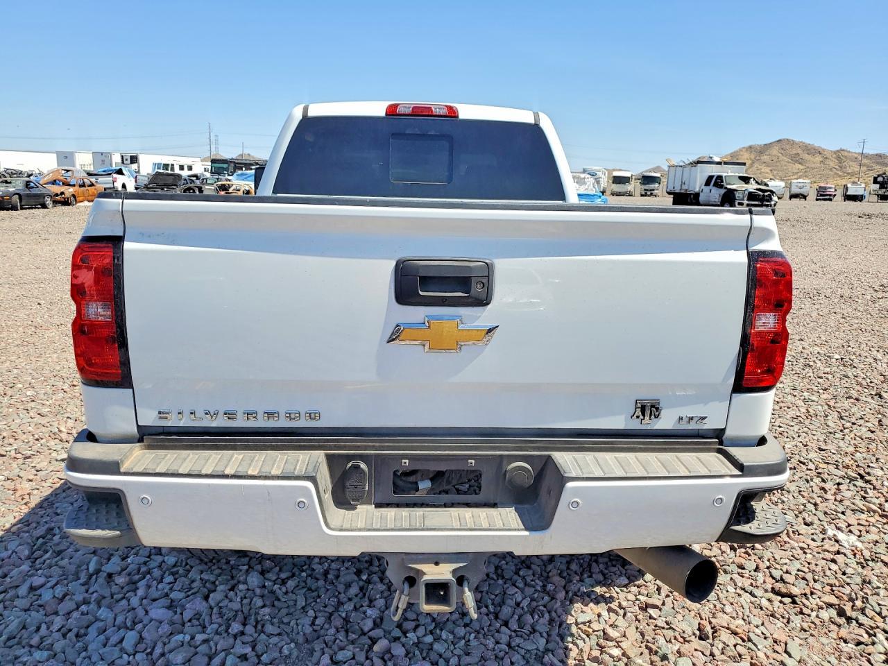 2019 Chevrolet Silverado K3500 Ltz - Image 6