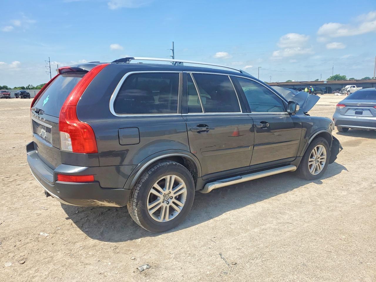 2011 Volvo Xc90 3.2 - Image 3