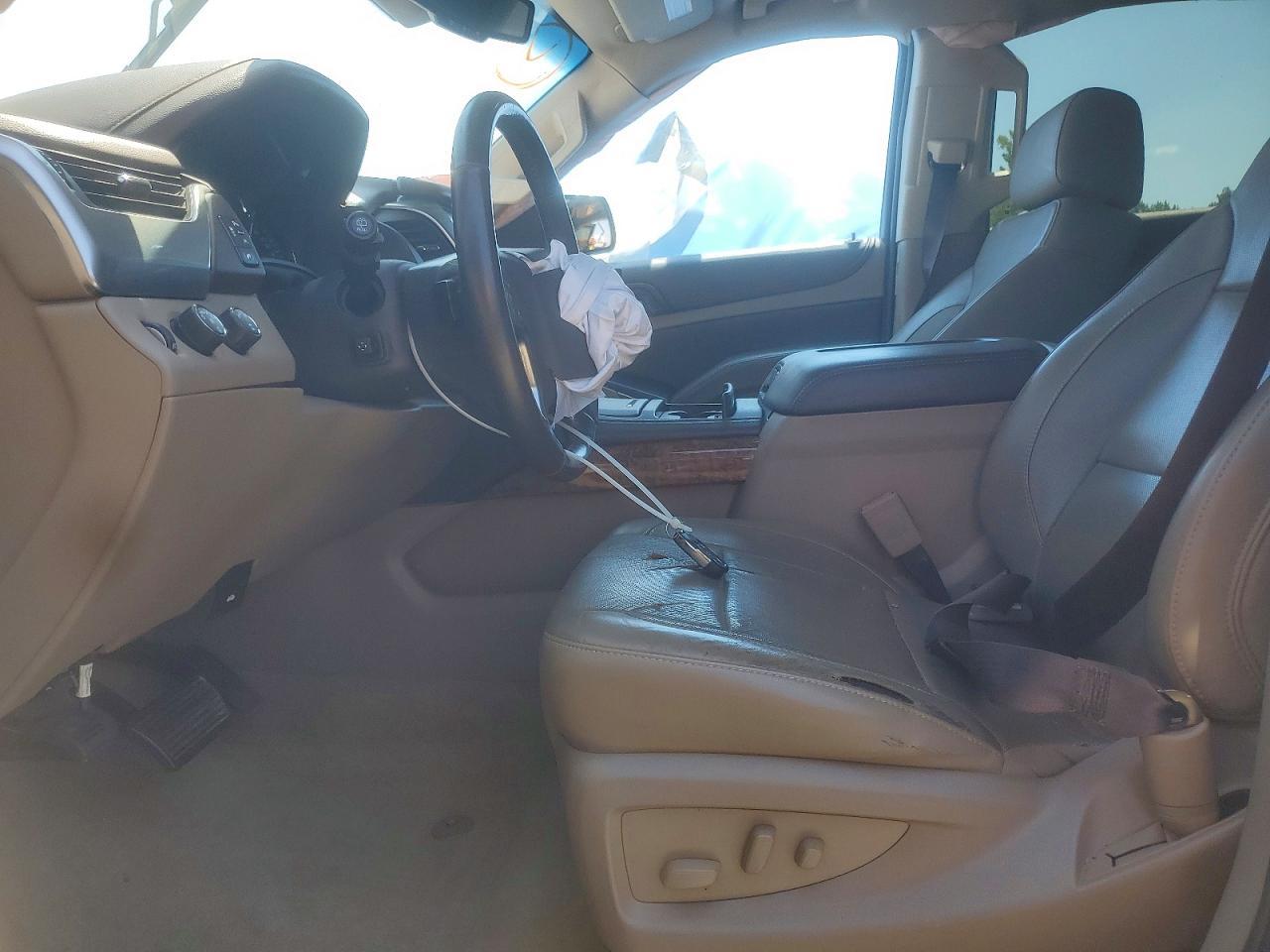 2018 Chevrolet Tahoe K1500 Premier - Image 7