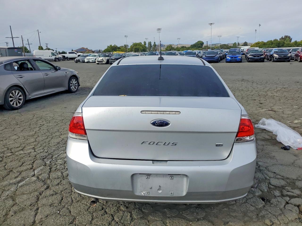 2011 Ford Focus Se - Фото 6