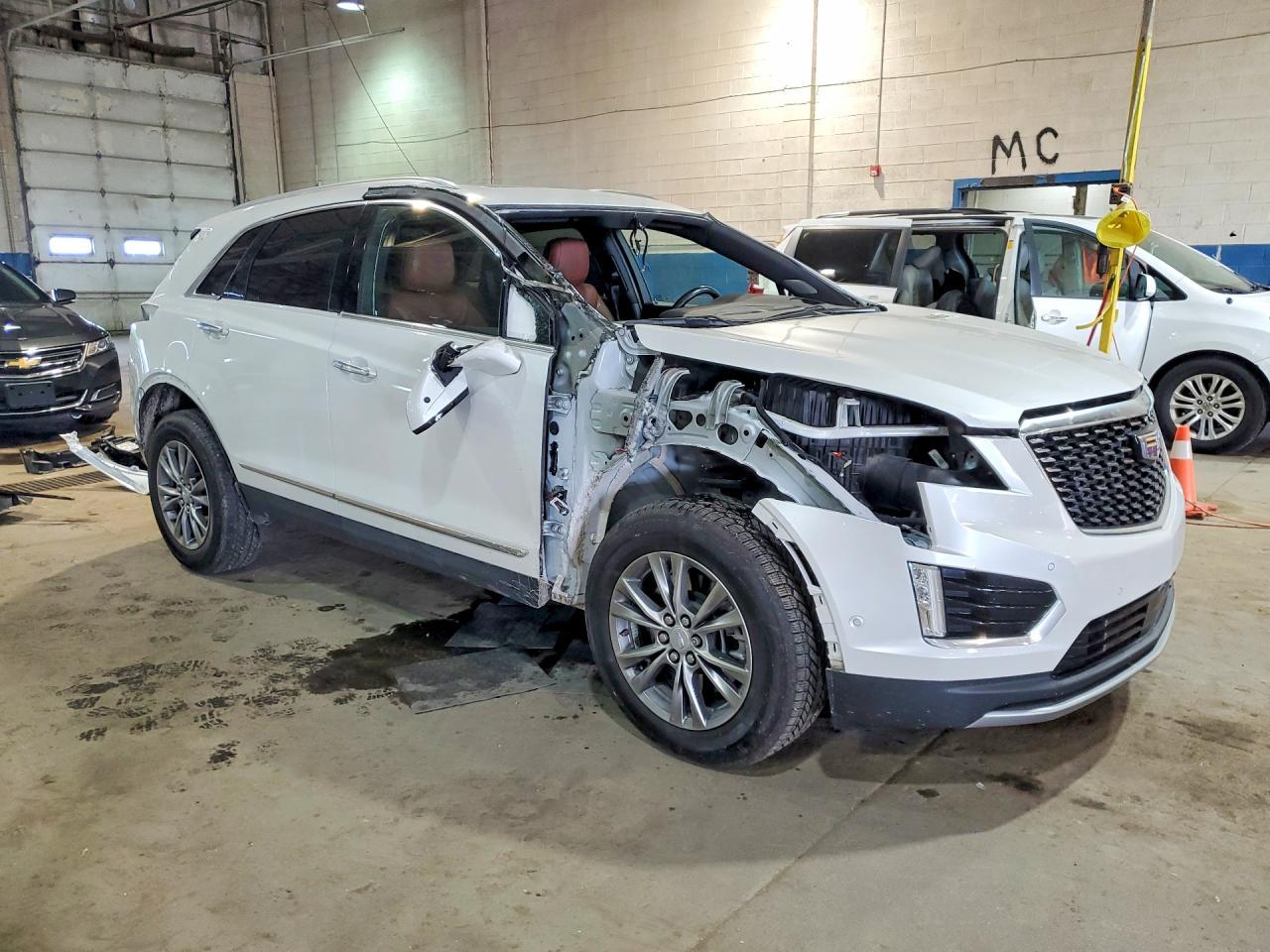 2022 Cadillac Xt5 Premium Luxury - Фото 4