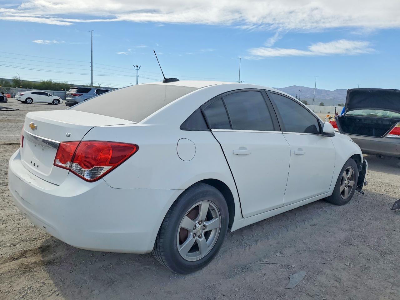 2016 Chevrolet Cruze Limited Ls - Фото 3