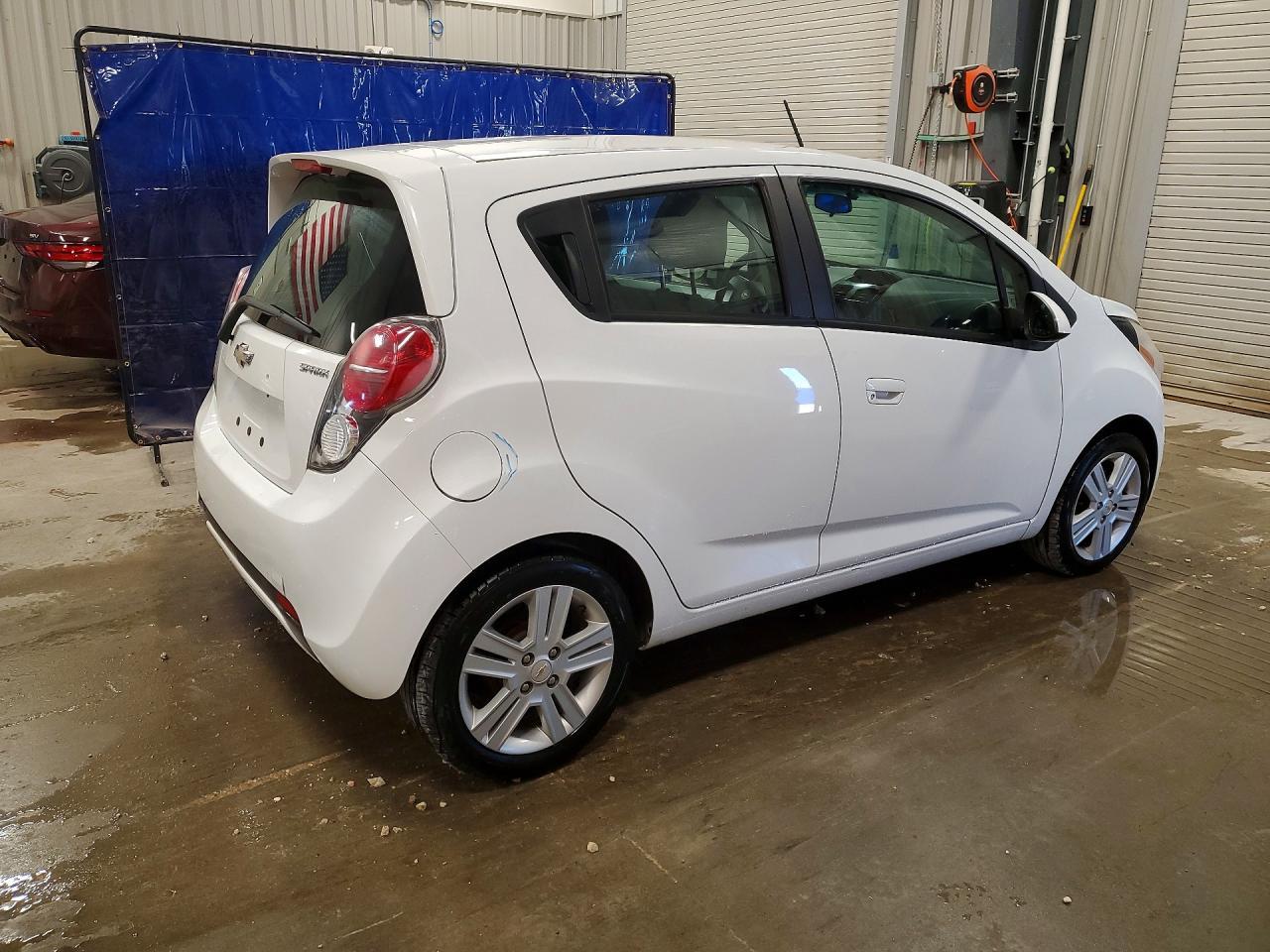 2015 Chevrolet Spark 1Lt - Фото 3