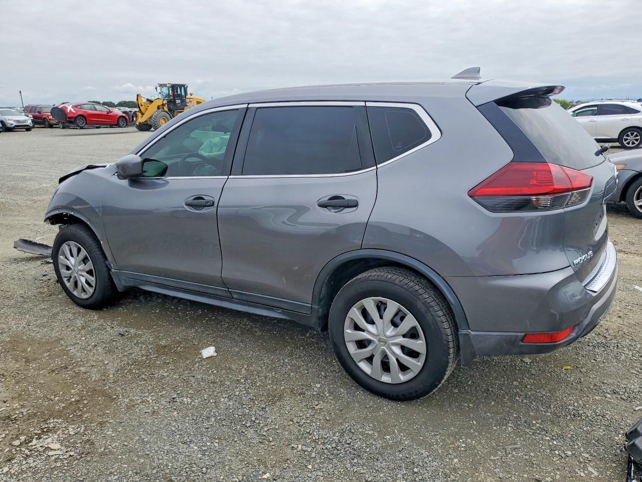 2020 Nissan Rogue S - Фото 2