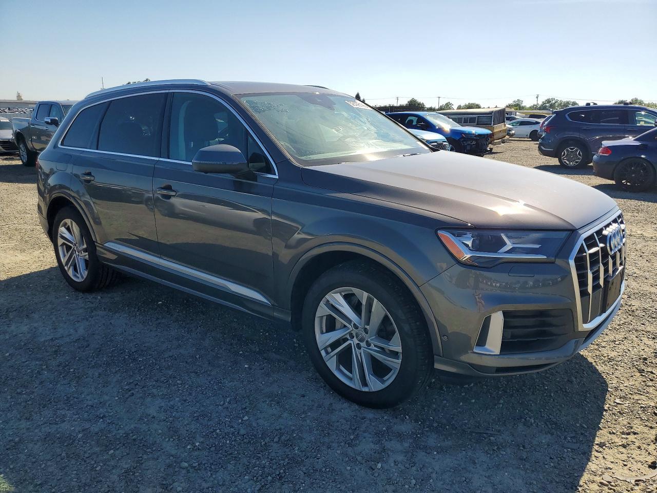 2020 Audi Q7 Premium Plus - Фото 4