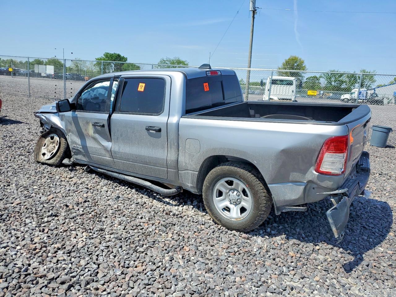 2019 Ram 1500 Tradesman - Фото 2