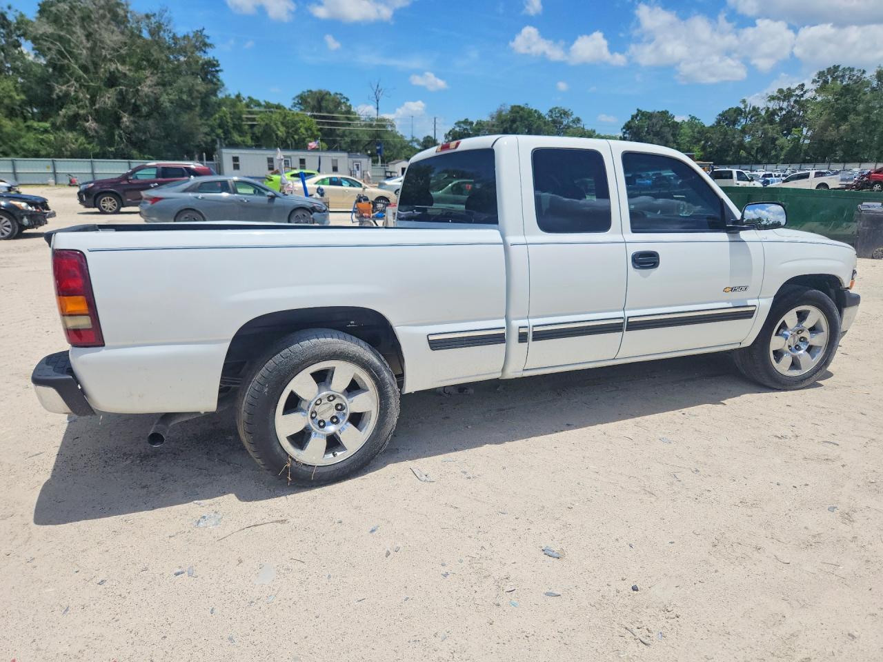 2002 Chevrolet Silverado - Image 3