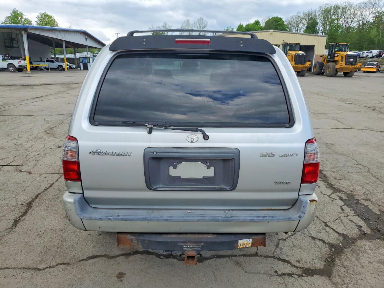 2000 Toyota 4Runner Sr5 - Image 6