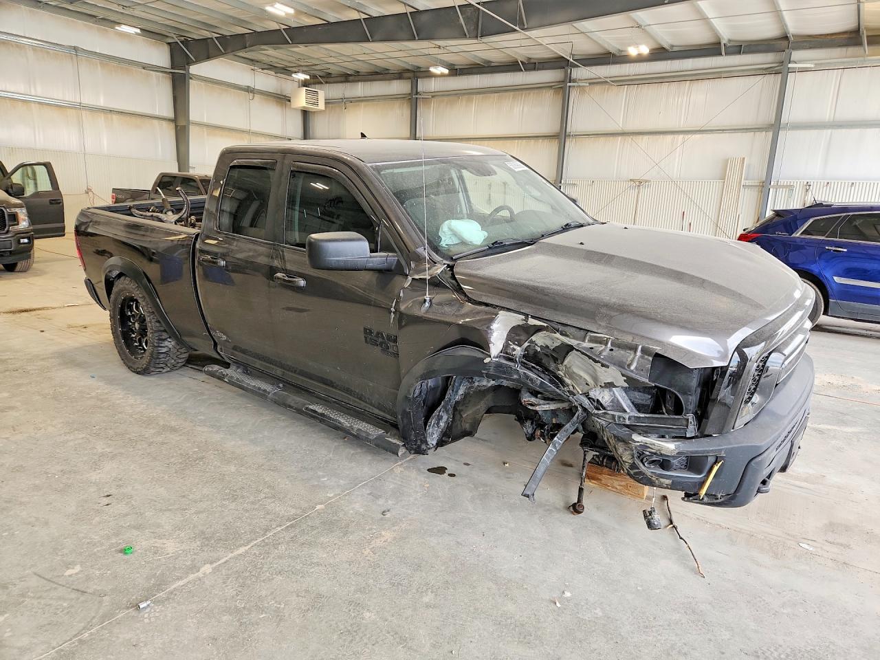 2019 Ram 1500 Classic Slt - Image 4