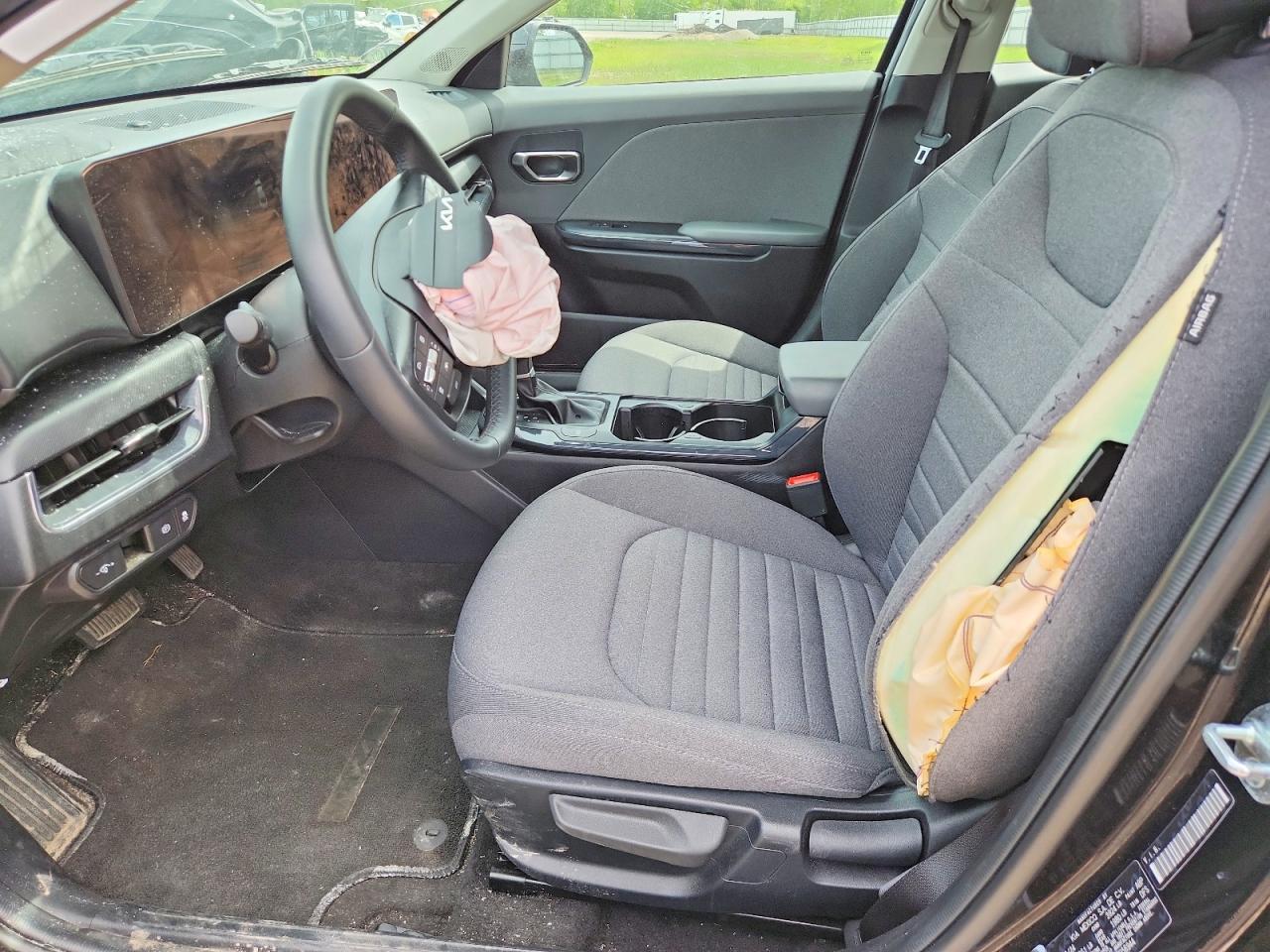 2025 Kia K4 Ex - Image 7