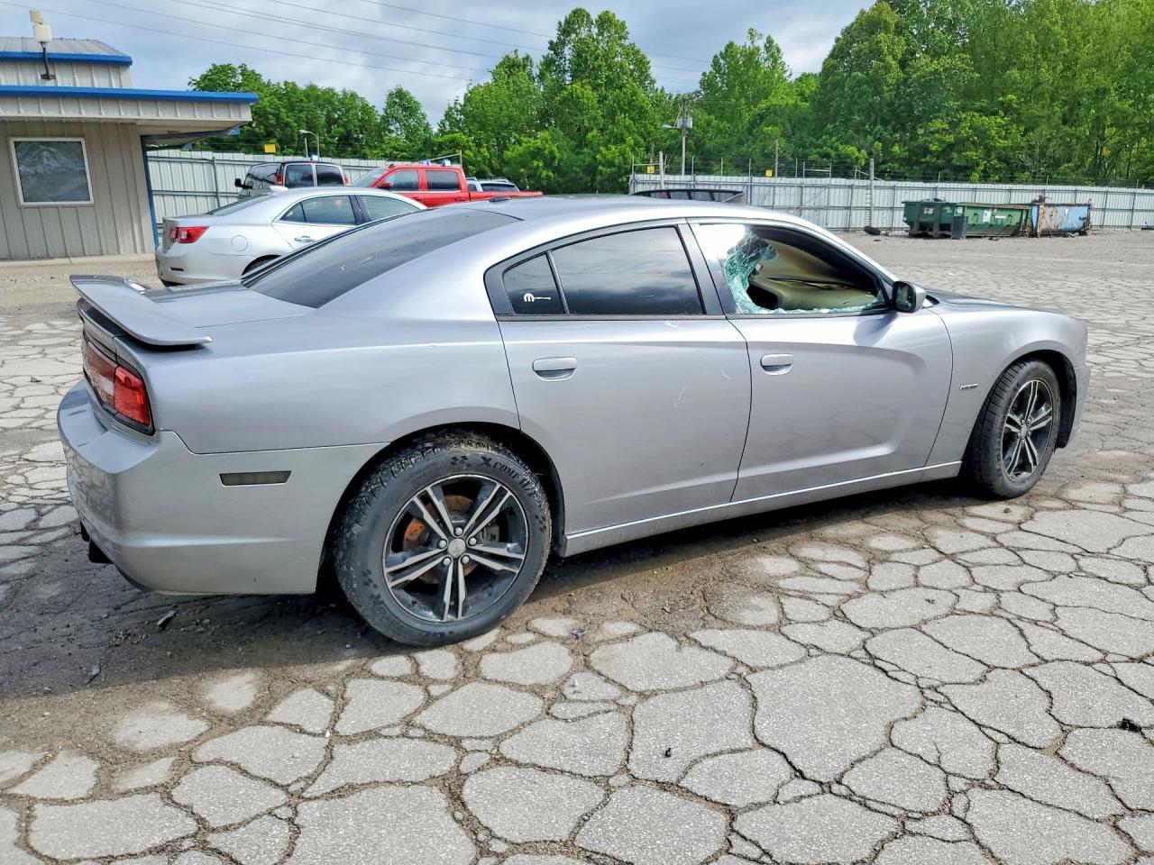 2013 Dodge Charger R - Фото 3