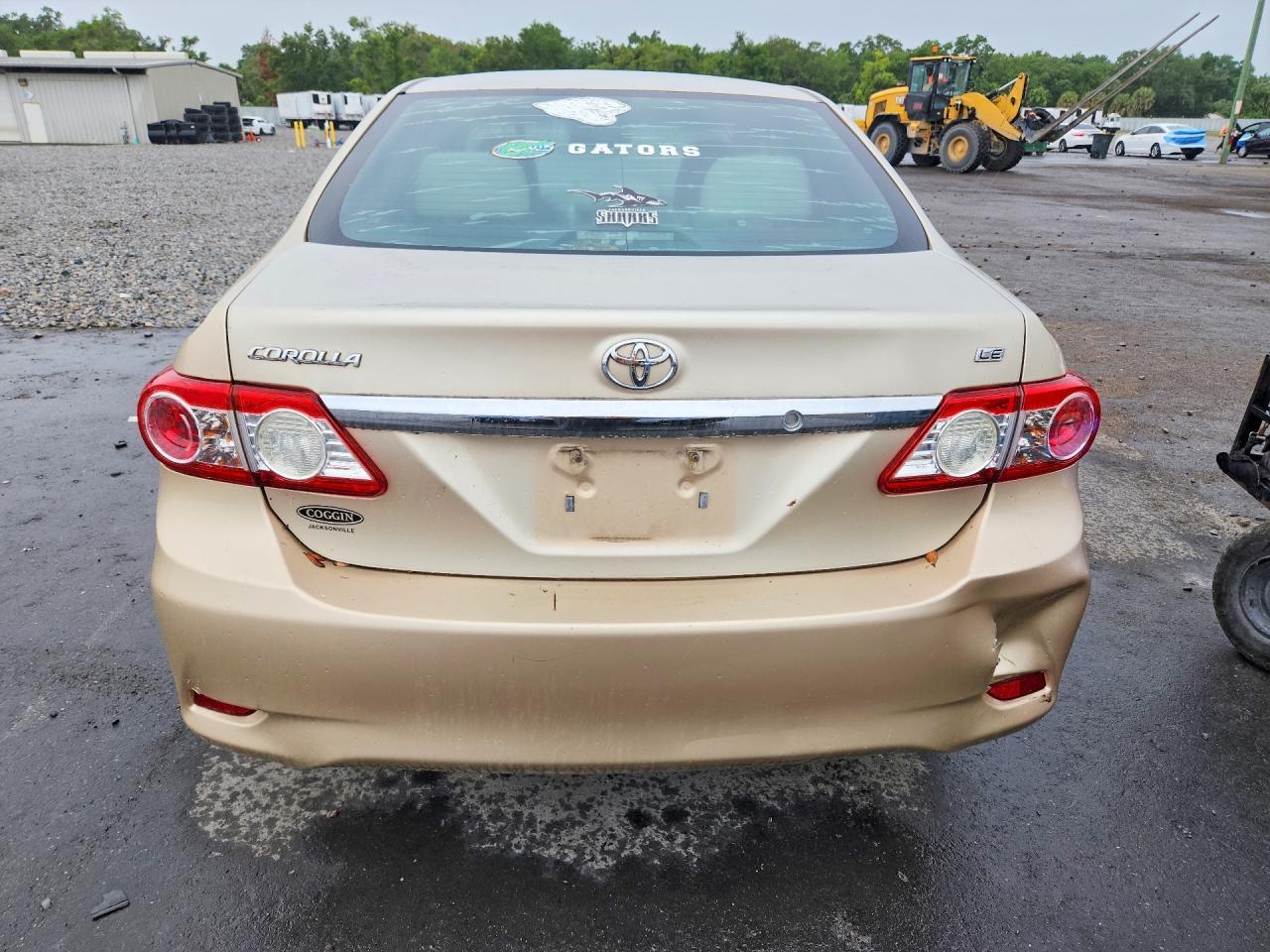 2011 Toyota Corolla Le - Image 6