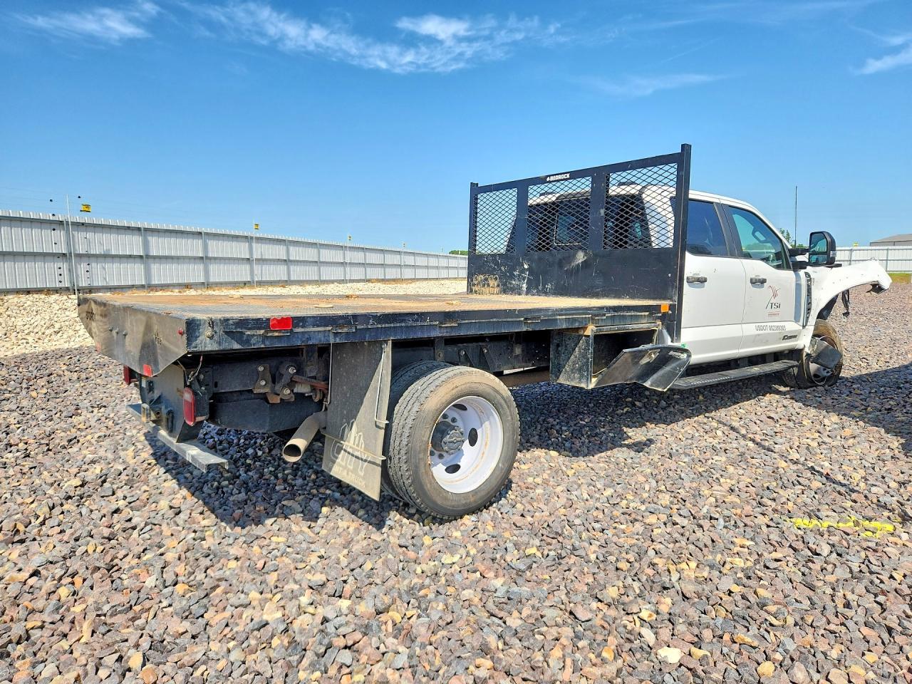 2024 Ford F550 Super Duty - Image 3
