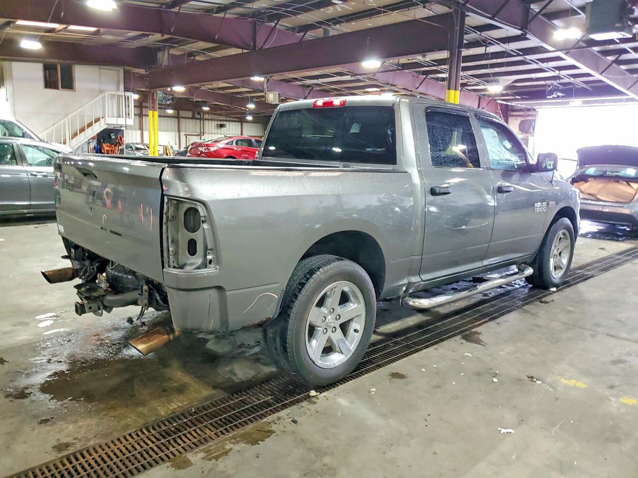 2013 Ram 1500 St - Фото 3