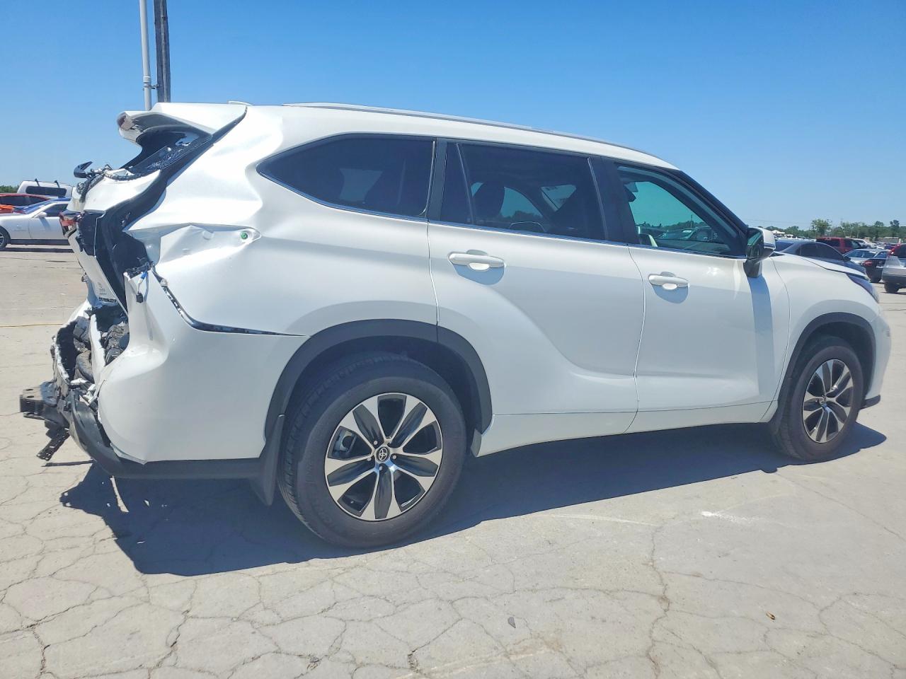 2026 Toyota Highlander Xle - Фото 3
