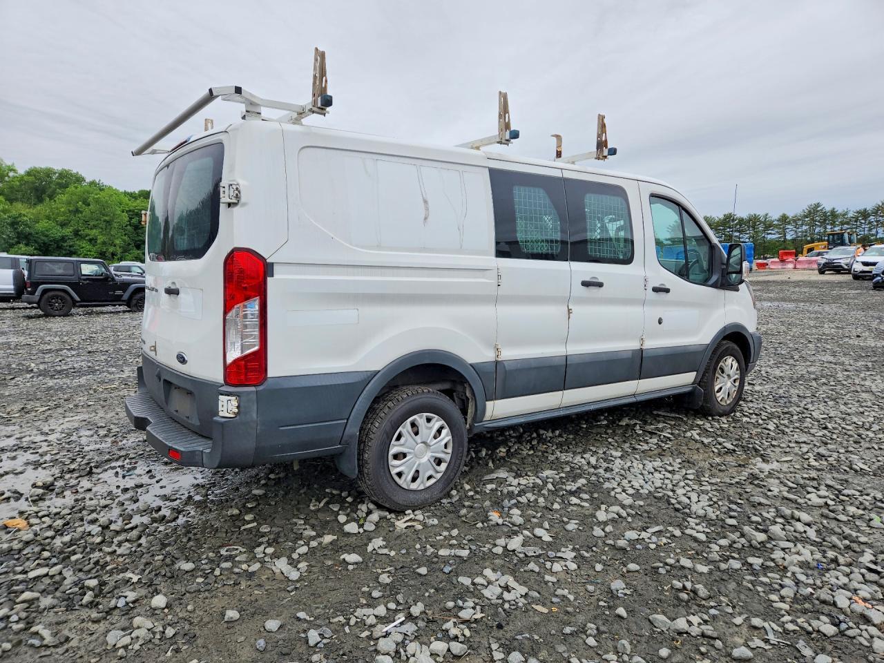 2016 Ford Transit T-150 - Фото 3