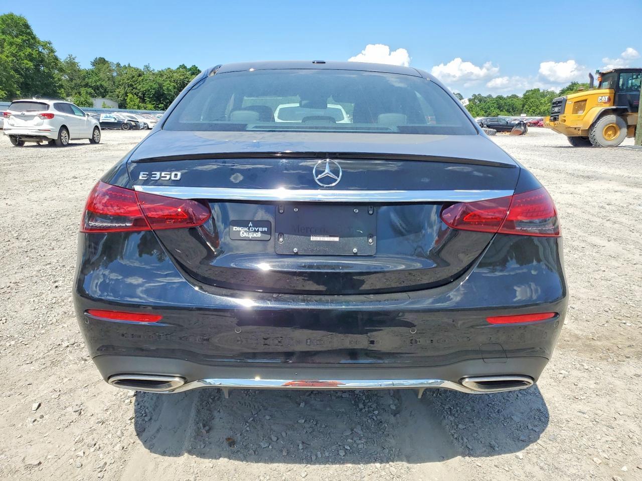 2022 Mercedes-Benz E 350 - Фото 6