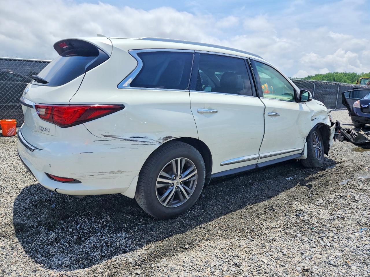 2020 Infiniti Qx60 Luxe - Image 3