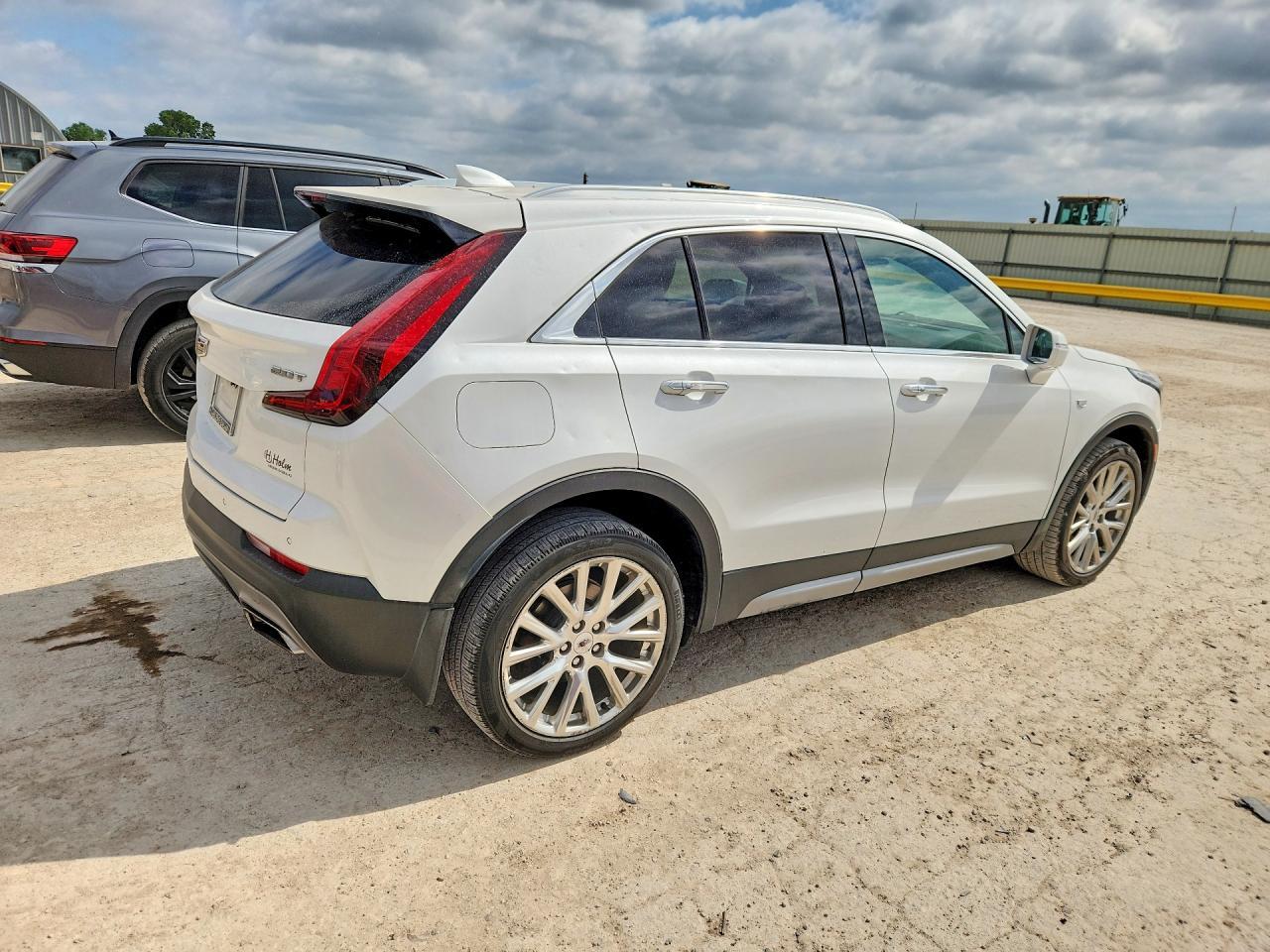 2019 Cadillac Xt4 Premium Luxury - Фото 3