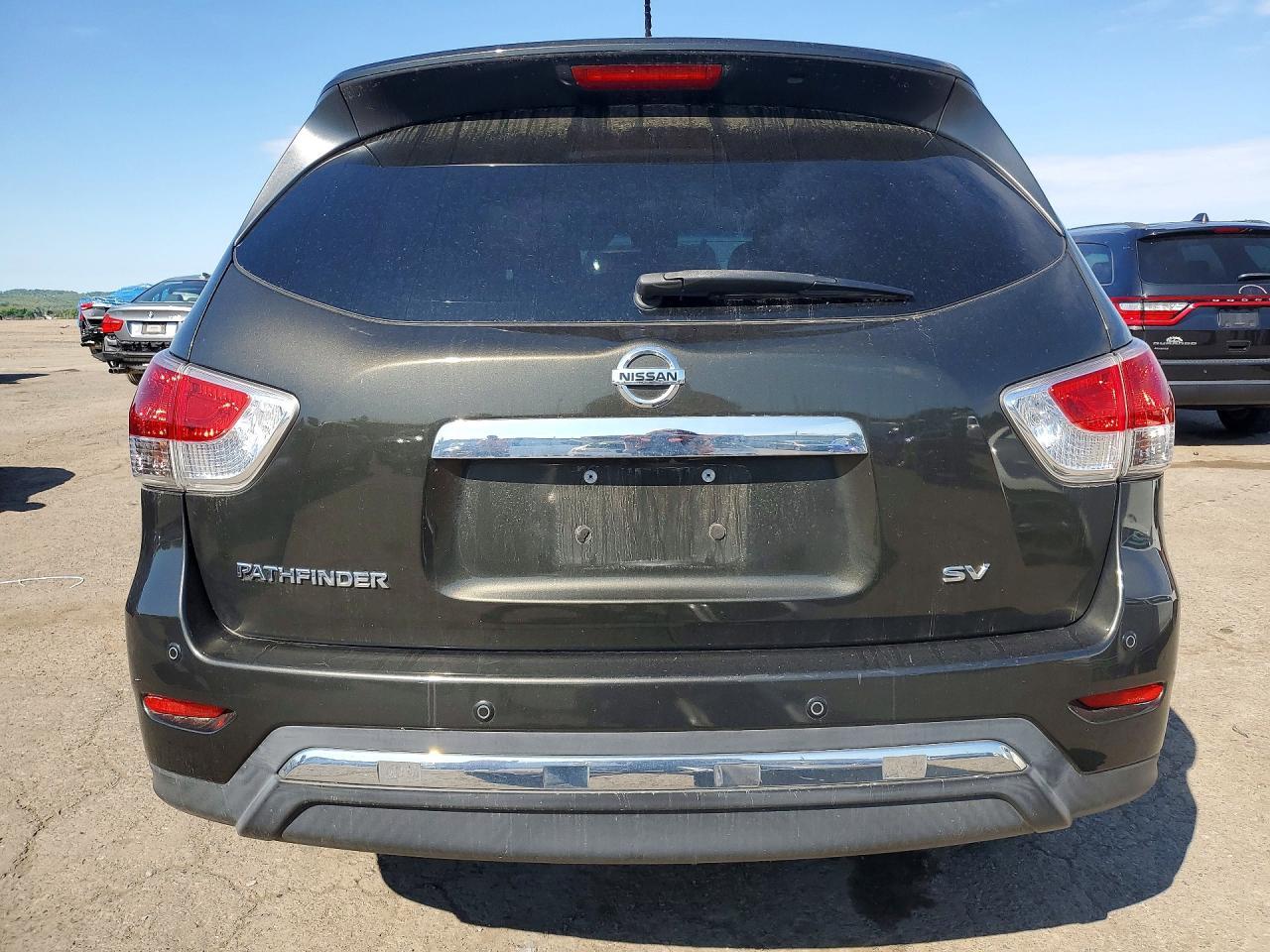 2015 Nissan Pathfinder S - Фото 6