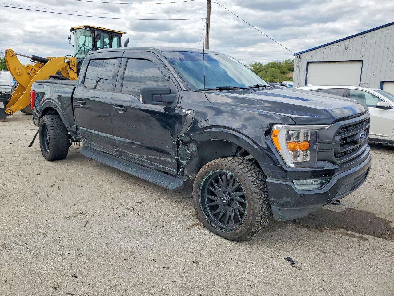 2023 Ford F150 Supercrew - Фото 4
