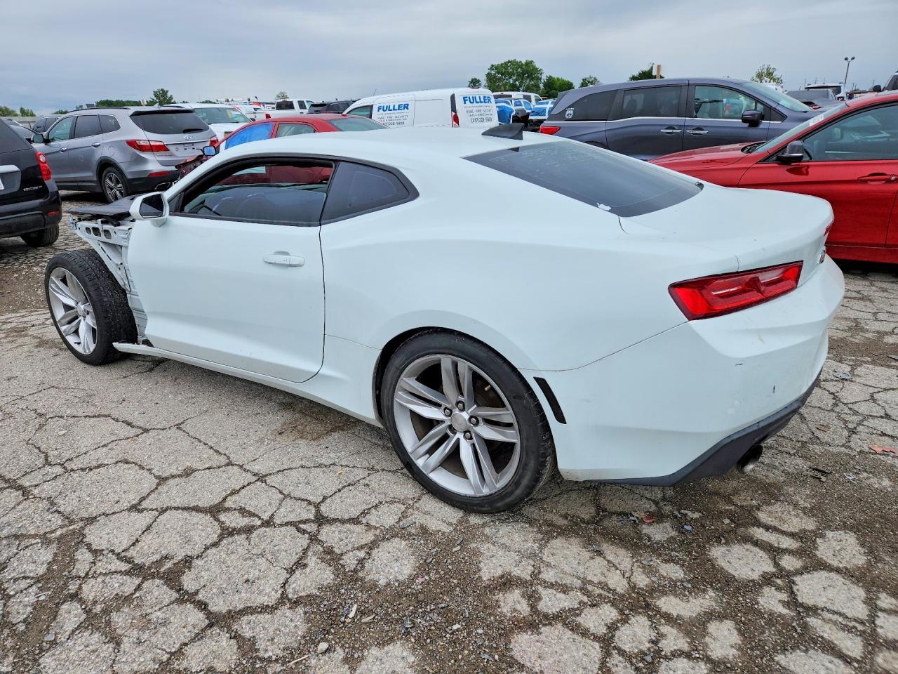 2017 Chevrolet Camaro Lt - Фото 2