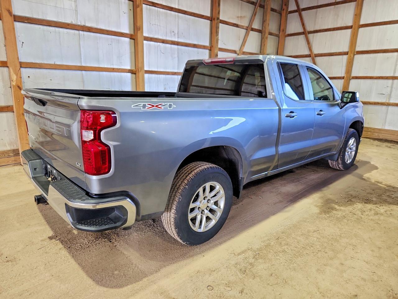 2020 Chevrolet Silverado K1500 Lt - Image 3